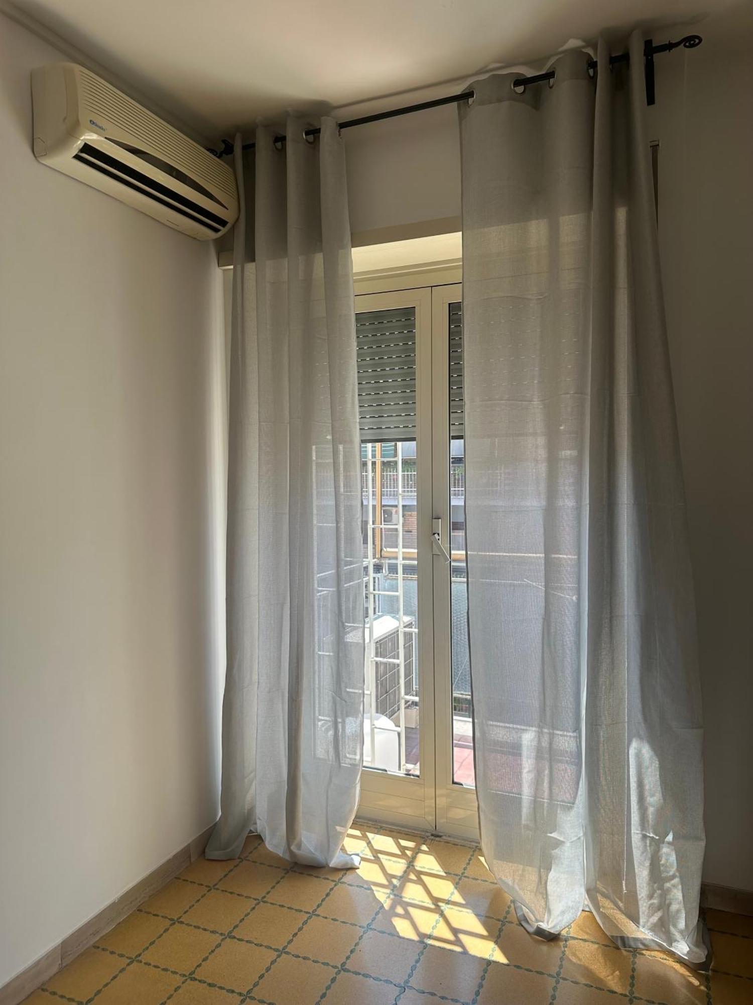 Lisa House Hostel Ρώμη Εξωτερικό φωτογραφία